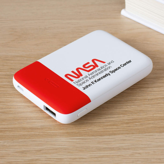 NASA Powerbank mit kabellosem Laden