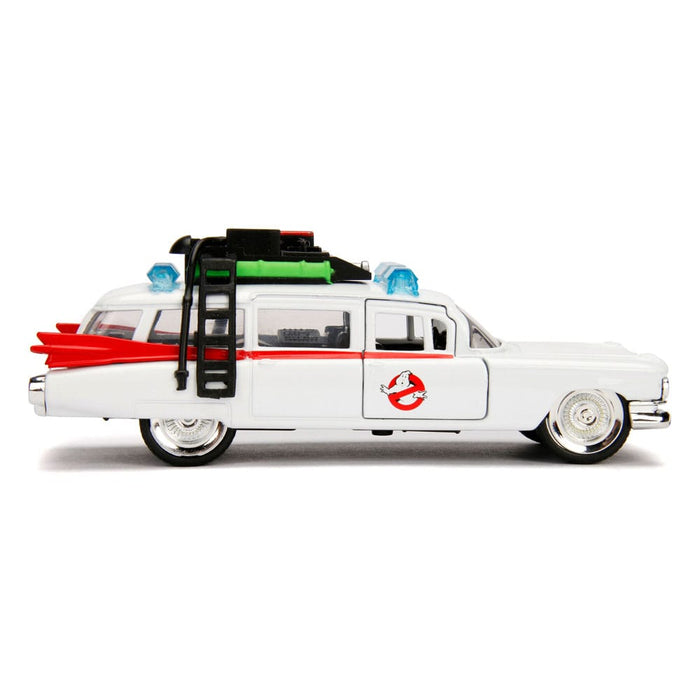 Ghostbusters Model Car ECTO-1 in 1/32 Scale