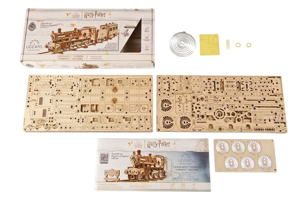 Harry Potter Hogwarts Express Wooden Model Kit
