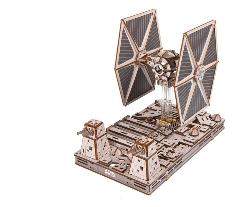 Maquette en bois Star Wars TIE Fighter